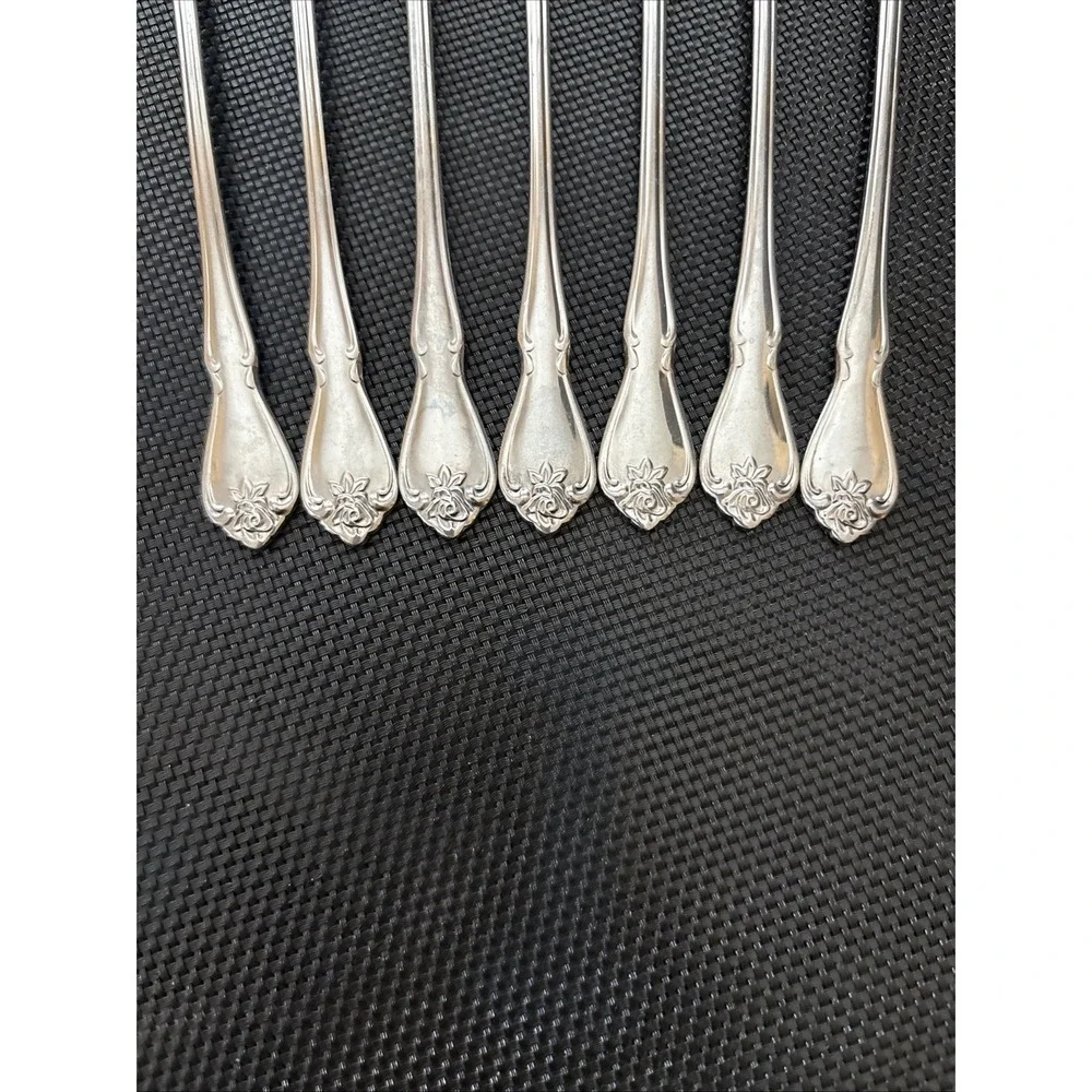 Oneida ARBOR ROSE Stainless True Rose Flatware - 7 Cocktail forks
